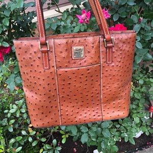Dooney &bourke leather purse